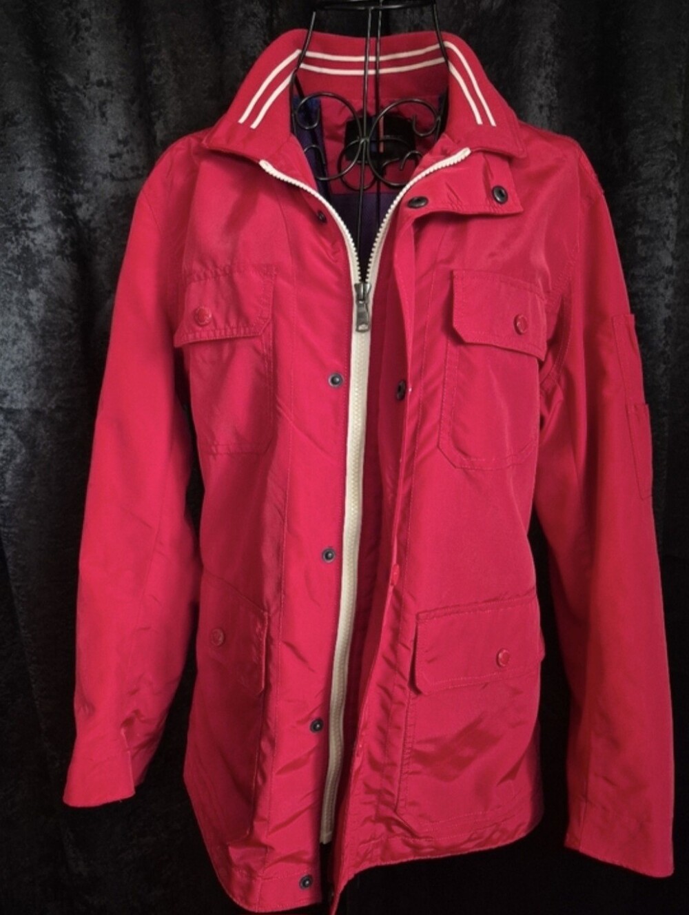 Banana Republic Men's Red Utility Jacket - Classic Field Style